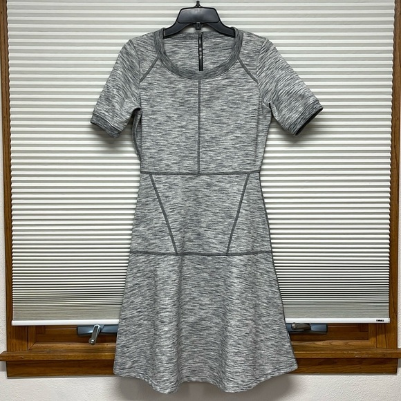 Athleta En Route Space Dye Gray Fit & Flare Casual Dress Size XS tall - Picture 3 of 10